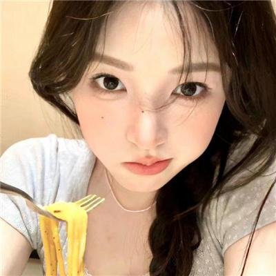 雾柳镇海报